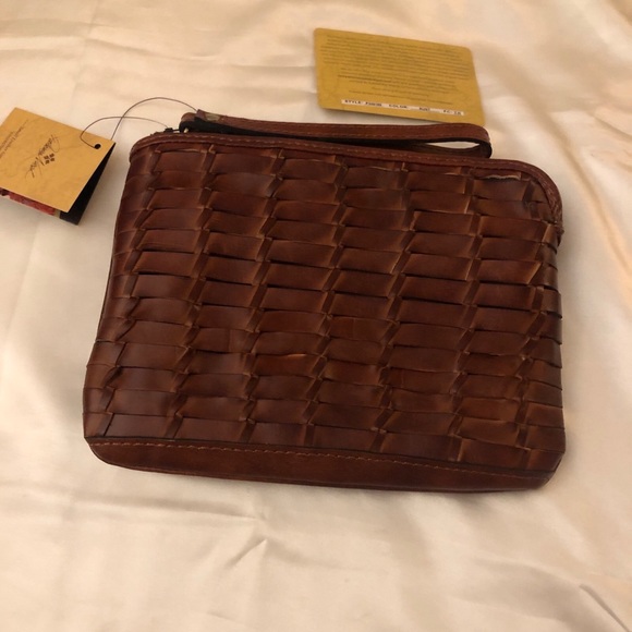 Patricia Nash Cassini Large Woven Leather Wristlet Color Rust NWT & Card - Picture 9 of 12